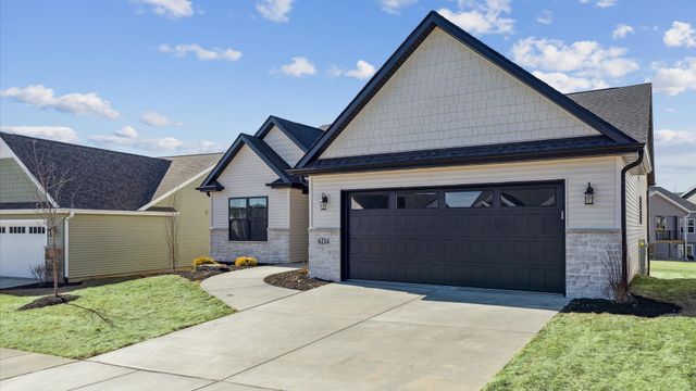 6214 College Avenue, Davenport, IA 52807