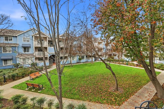 610 Arcadia Terrace 202, Sunnyvale, CA 94085