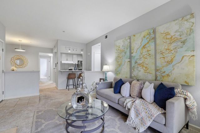 610 Arcadia Terrace 202, Sunnyvale, CA 94085