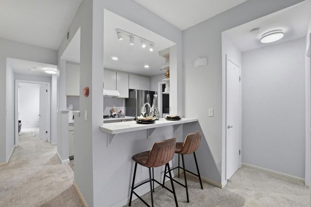 610 Arcadia Terrace 202, Sunnyvale, CA 94085