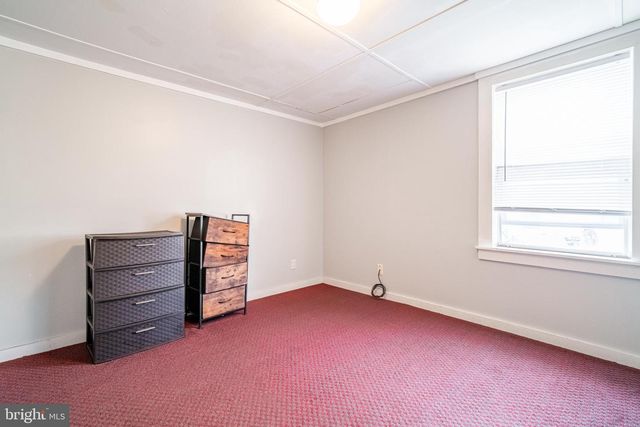 5 W MAPLE ST, East Prospect, PA 17317