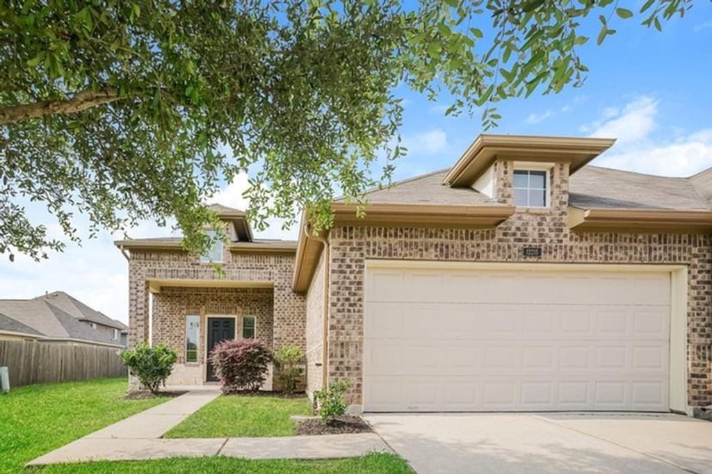 12215 Roy Mix Bohn Lane, Houston, TX 77044