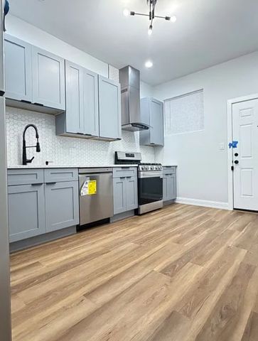 1305 E 69th Street 2, Chicago, IL 60637
