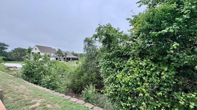 673 Yorks XING, Driftwood, TX 78619