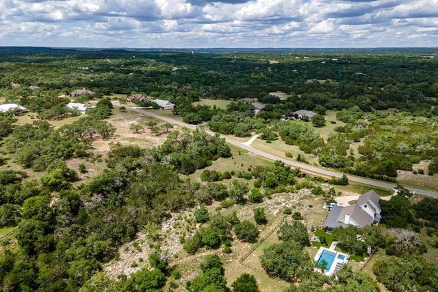 673 Yorks XING, Driftwood, TX 78619