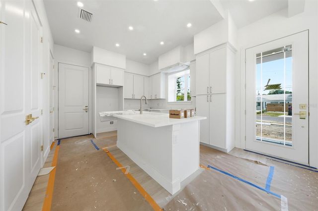 1603 BRYN MAWR STREET, Orlando, FL 32804