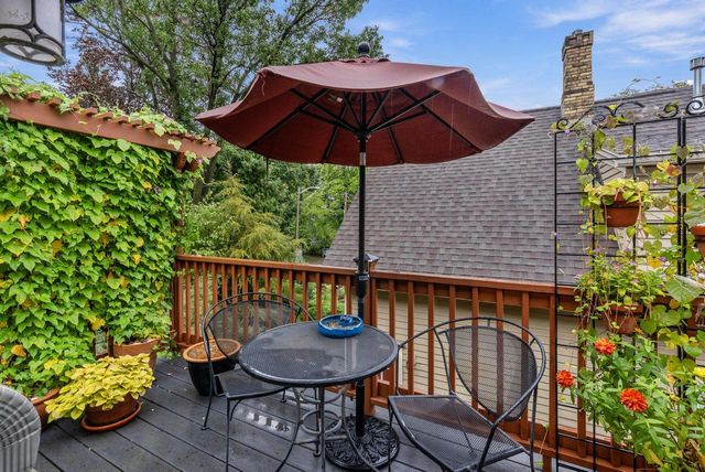 134 E Vine STREET, Milwaukee, WI 53212