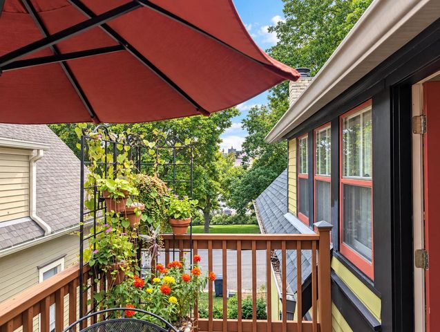 134 E Vine STREET, Milwaukee, WI 53212