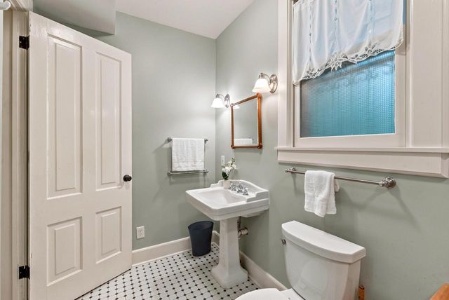 134 E Vine STREET, Milwaukee, WI 53212