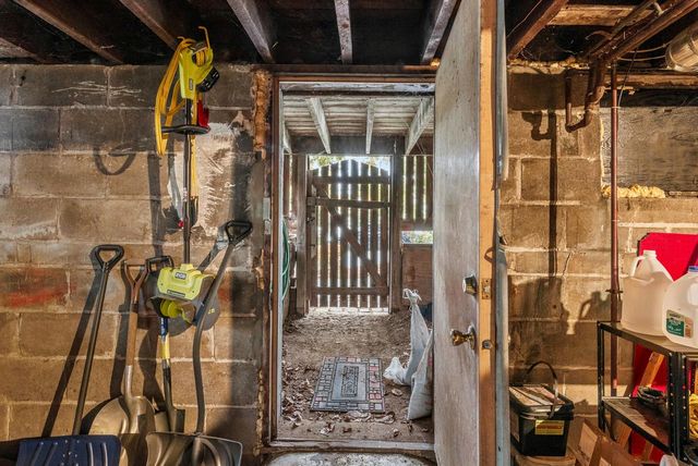 134 E Vine STREET, Milwaukee, WI 53212