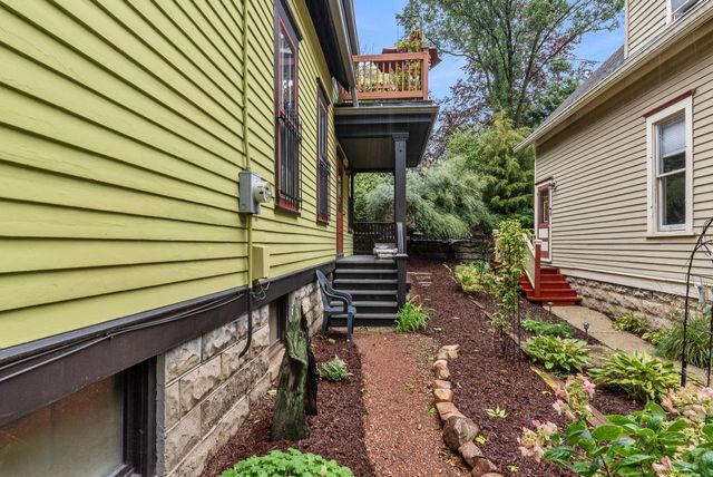 134 E Vine STREET, Milwaukee, WI 53212