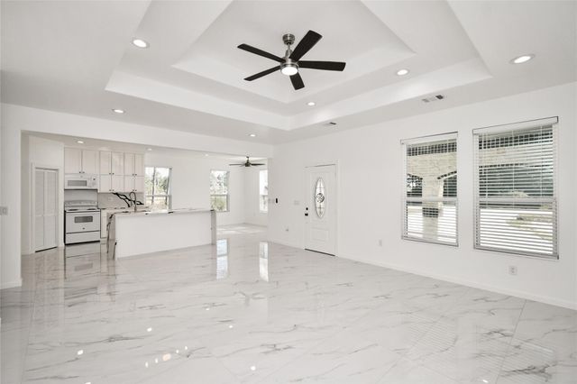 845 Road 5203, Cleveland, TX 77327