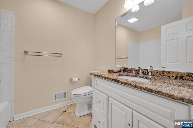 4 Woodmont Drive, Randolph Township, NJ 07869