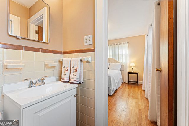 224 Race Street, Hartwell, GA 30643