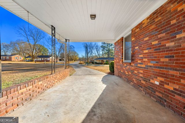 224 Race Street, Hartwell, GA 30643