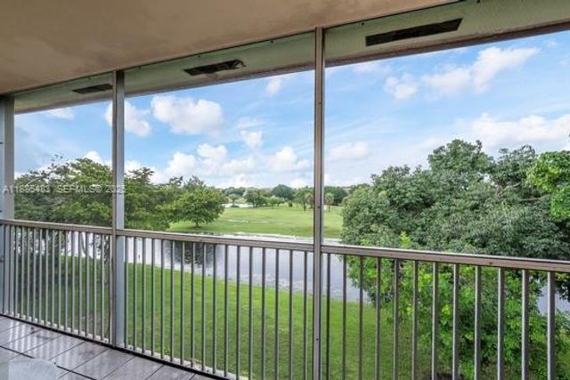 13255 SW 7th Court 403D, Pembroke Pines, FL 33027