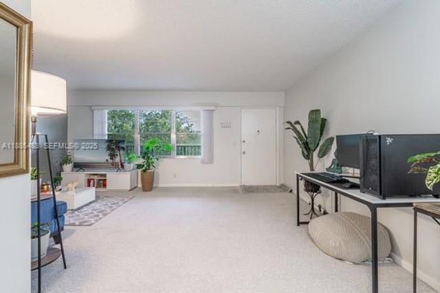 13255 SW 7th Court 403D, Pembroke Pines, FL 33027