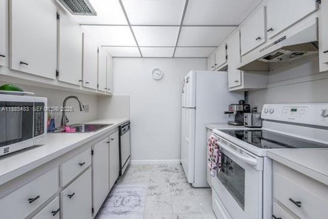 13255 SW 7th Court 403D, Pembroke Pines, FL 33027
