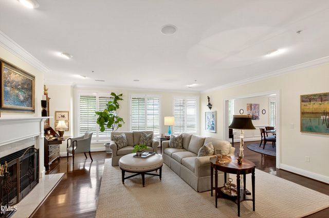 2801 Glenwood Gardens Lane 203, Raleigh, NC 27608