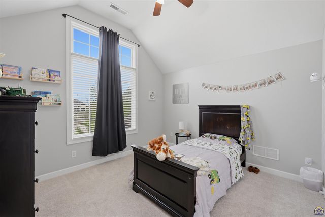 7323 SW Kings Forest RD, Topeka, KS 66610