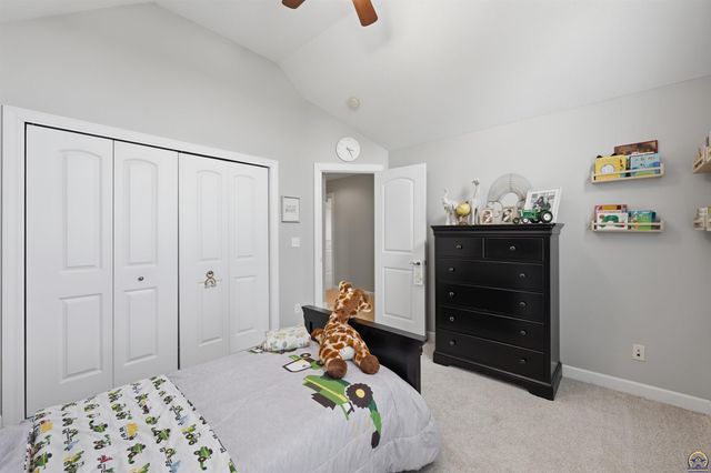 7323 SW Kings Forest RD, Topeka, KS 66610