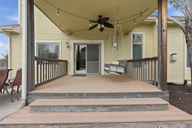 7323 SW Kings Forest RD, Topeka, KS 66610