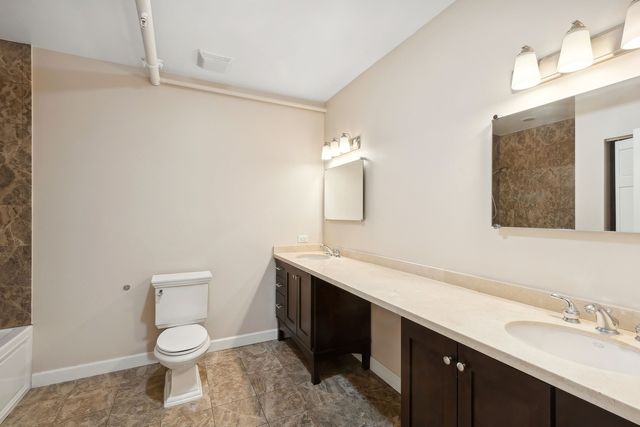 70 E 18th Street 4E, Chicago, IL 60616