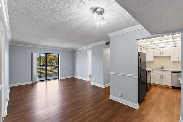 3700 N PINE ISLAND Road 310, Sunrise, FL 33351