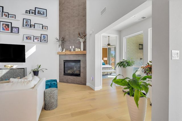 1744 Dartmoor Drive, Carrollton, TX 75010