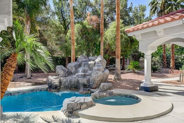 3465 Pama Lane, Las Vegas, NV 89120