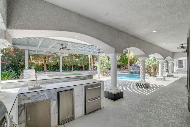 3465 Pama Lane, Las Vegas, NV 89120