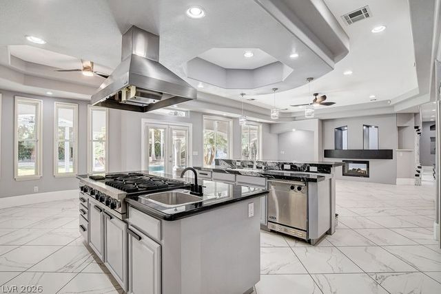 3465 Pama Lane, Las Vegas, NV 89120