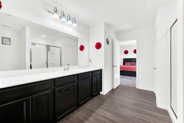 5525 Mcmahan Lane, Fort Worth, TX 76036