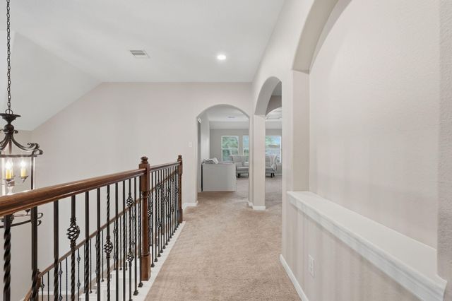 2 Indigo Bunting Place, The Woodlands, TX 77389