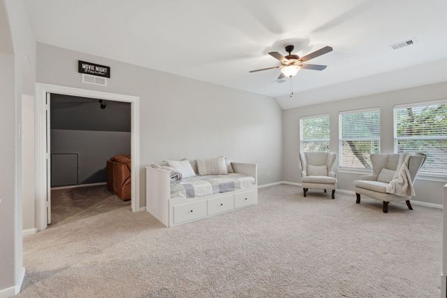 2 Indigo Bunting Place, The Woodlands, TX 77389