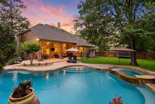 2 Indigo Bunting Place, The Woodlands, TX 77389