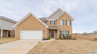 3206 Southfield Lane, Huntsville, AL 35805