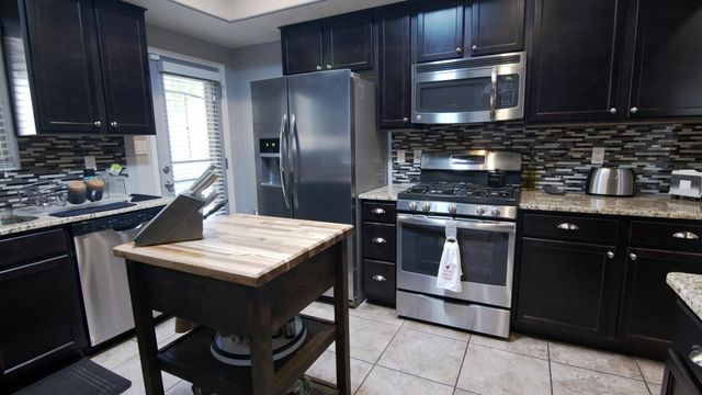 6534 Basket Weaver Avenue NW, Albuquerque, NM 87114