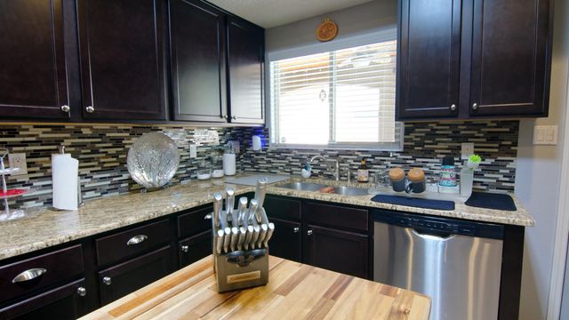 6534 Basket Weaver Avenue NW, Albuquerque, NM 87114