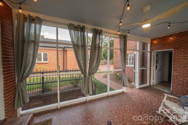 11 Kings Mountain Street, York, SC 29745