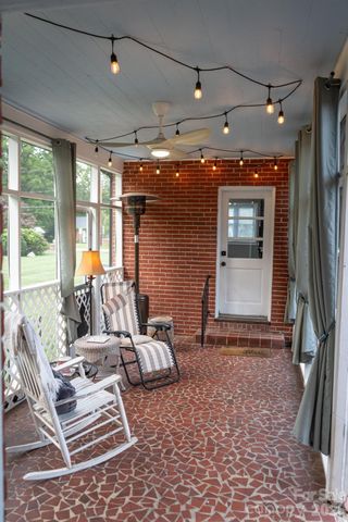 11 Kings Mountain Street, York, SC 29745
