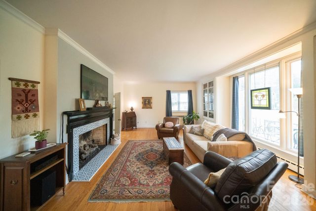 11 Kings Mountain Street, York, SC 29745