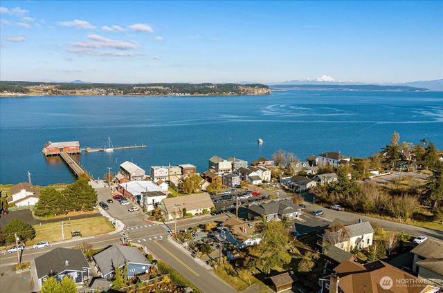 639 NE Otis Street, Coupeville, WA 98239