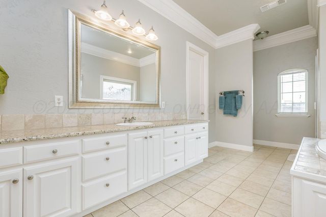 1921 Las Tecovas Trail, Amarillo, TX 79124