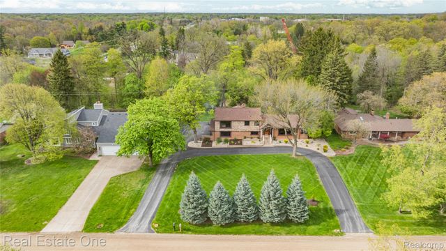 26336 Pillsbury Street, Farmington Hills, MI 48334