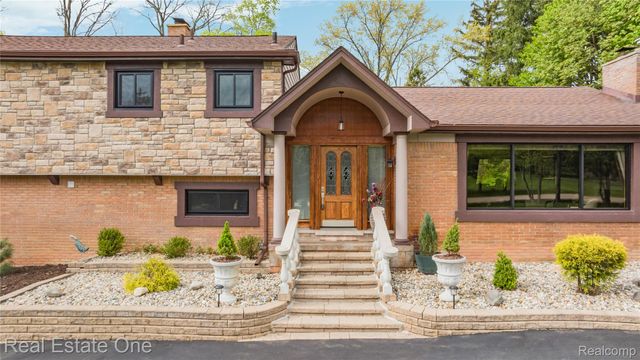 26336 Pillsbury Street, Farmington Hills, MI 48334