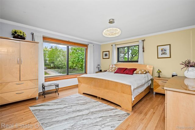 26336 Pillsbury Street, Farmington Hills, MI 48334
