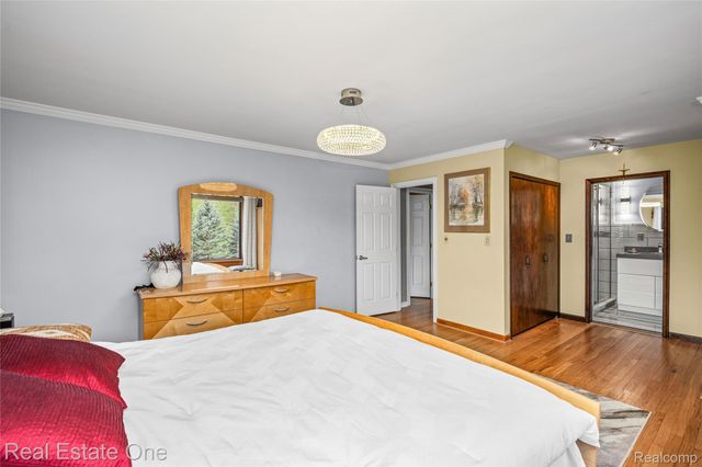 26336 Pillsbury Street, Farmington Hills, MI 48334