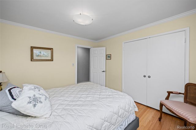 26336 Pillsbury Street, Farmington Hills, MI 48334