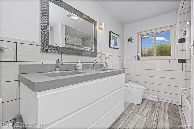 26336 Pillsbury Street, Farmington Hills, MI 48334